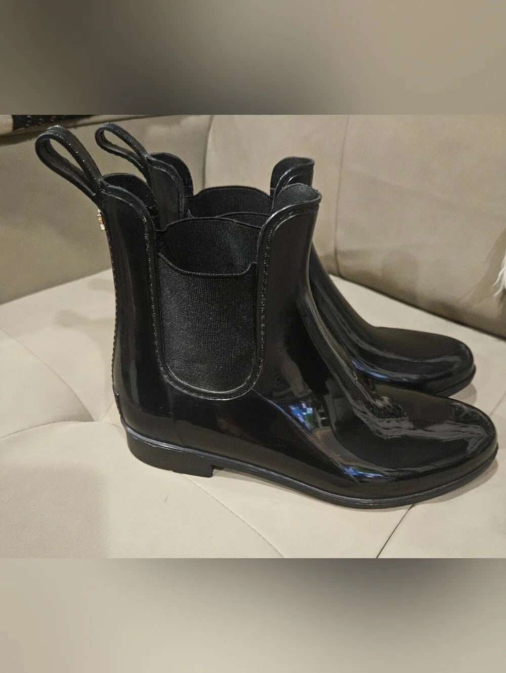 Sam Edelman Black Tinsley Glossy Chelsea Rain Boots Size 7